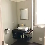 Luxury Part Of The - Modern With Airconditioning - Near Subway דירה *
