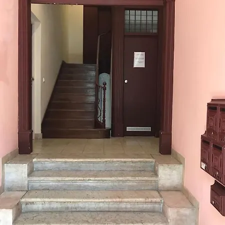 Luxury Part Of The - Modern With Airconditioning - Near Subway Lisbona