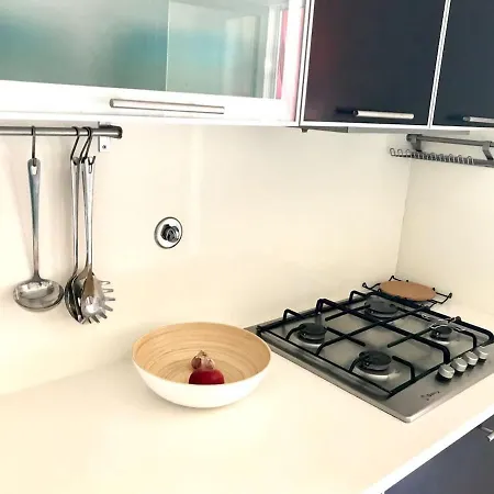 Luxury Part Of The - Modern With Airconditioning - Near Subway Διαμέρισμα